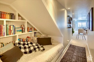 Bedroom with carpet