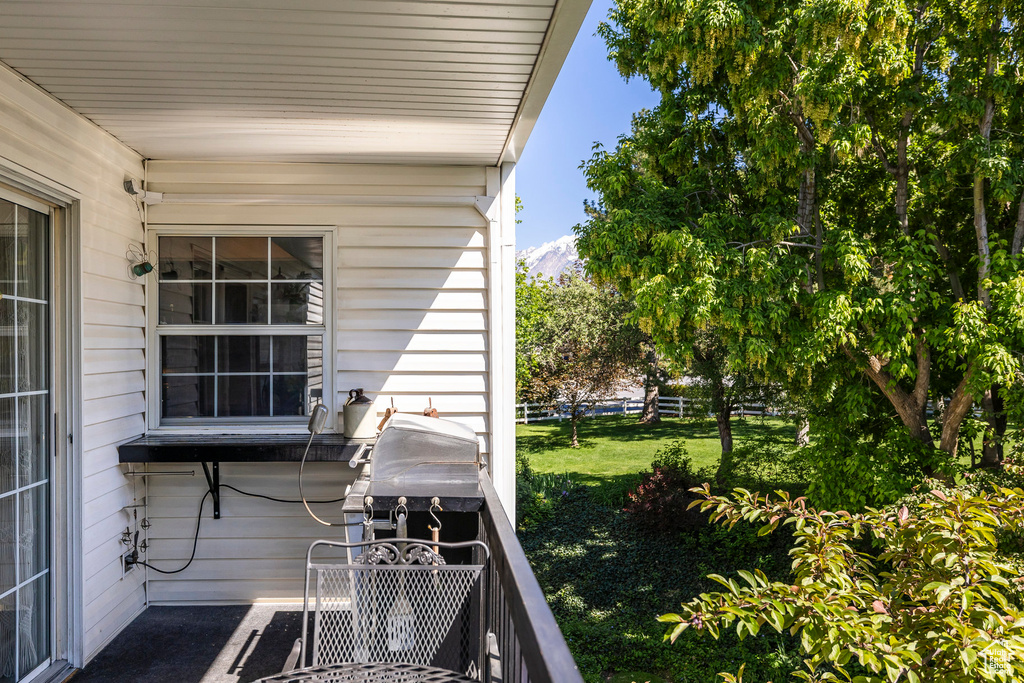 Deck with a yard