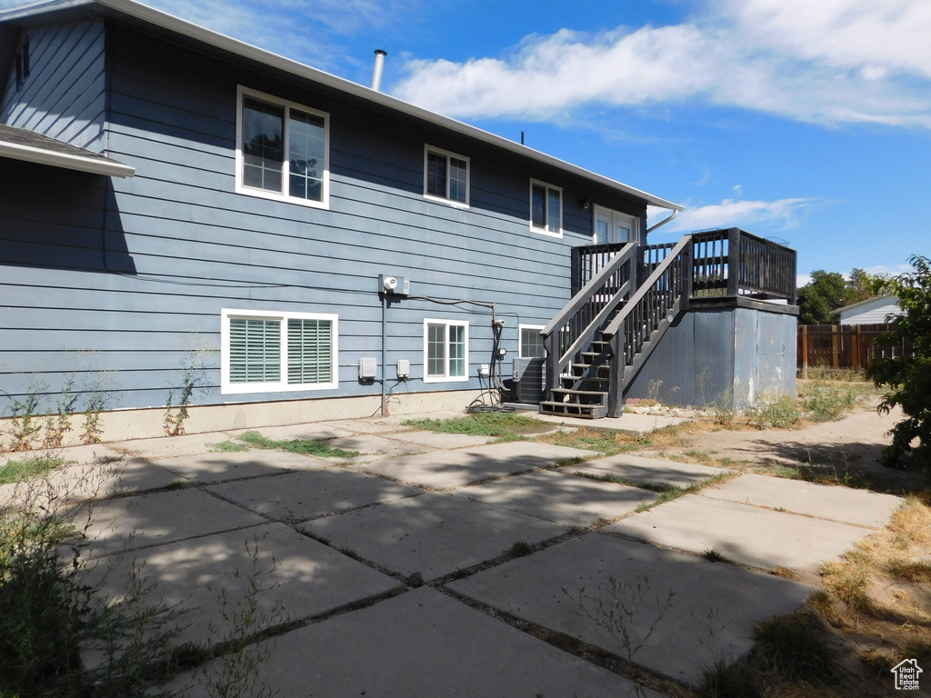 9467 S 250 E Sandy, UT 84070
