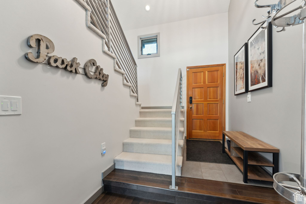 Foyer featuring stairs
