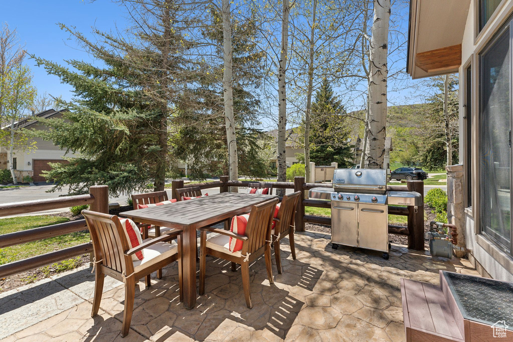 View of patio / terrace featuring outdoor dining area