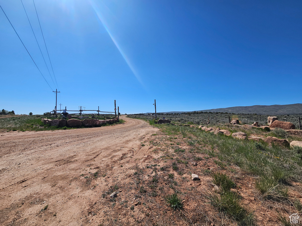 View of dirt / gravel road