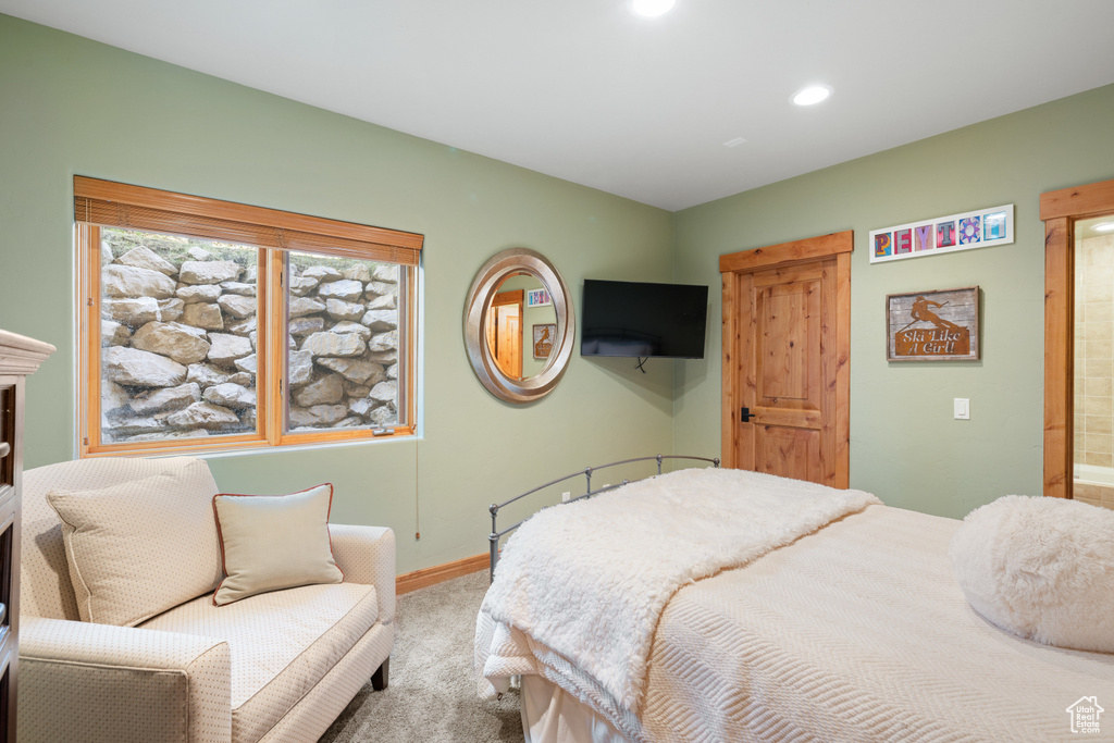 Bedroom featuring carpet, baseboards, and recessed lighting
