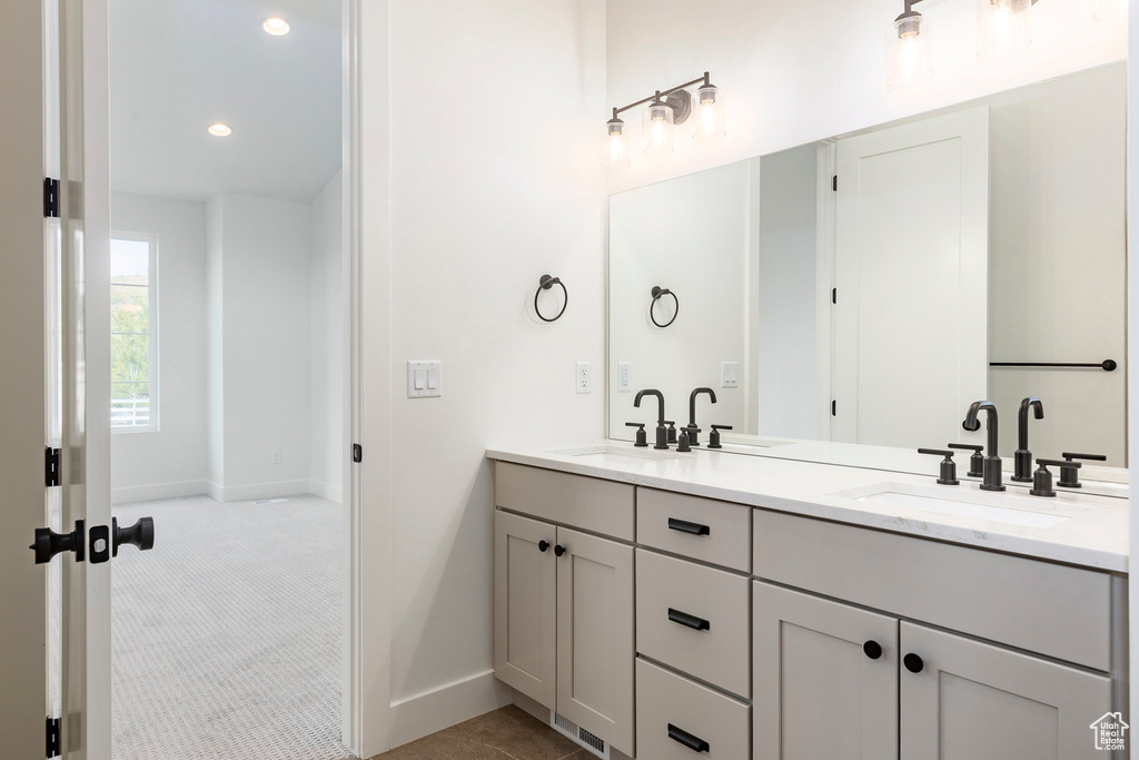Photo 14 for MLS #2087171 at 1460 Rocky Mountain Way #223