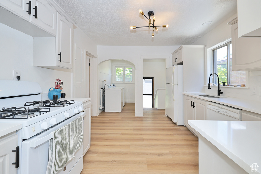 557 E CLEVELAND AVE Salt Lake City, UT 84105