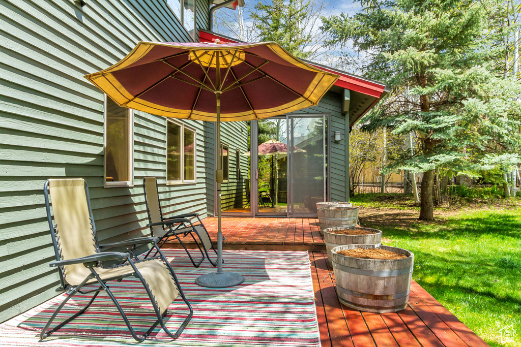 Deck with a yard