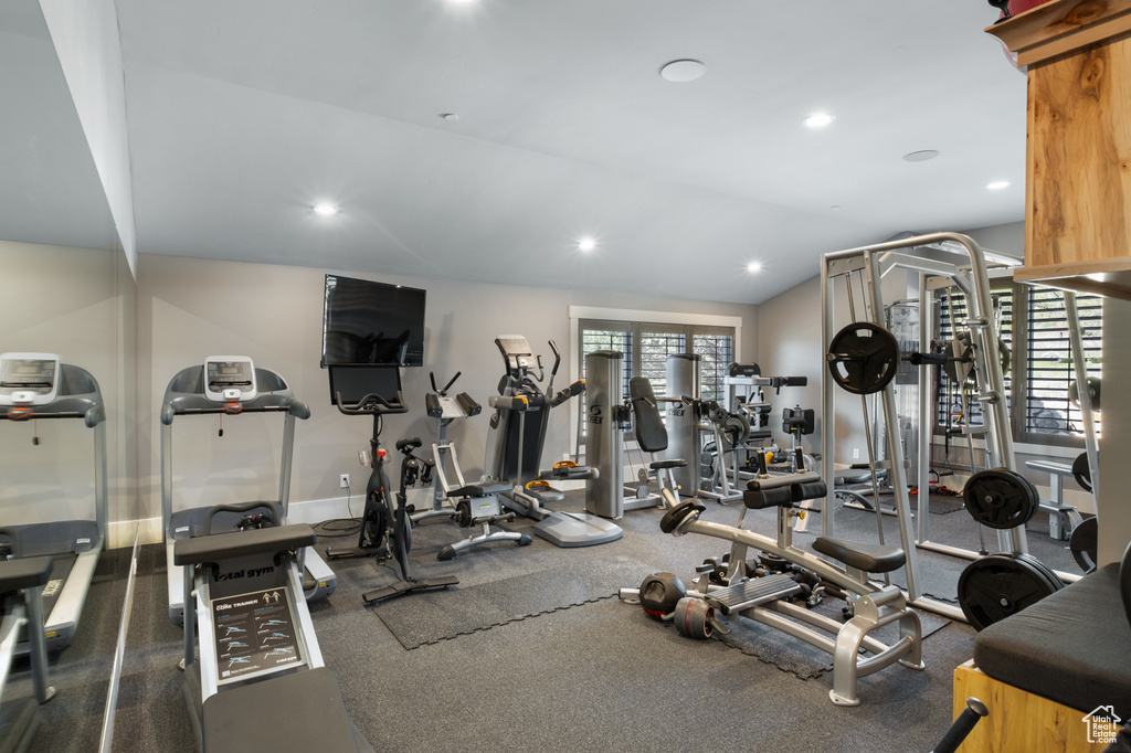 Gym featuring recessed lighting