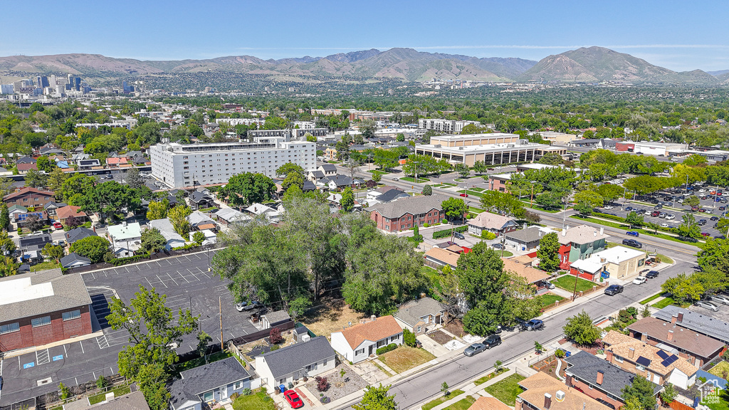 Bird's eye view of a mountainous background
