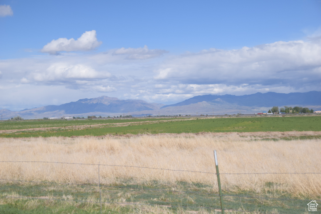 View of mountain background with rural landscape