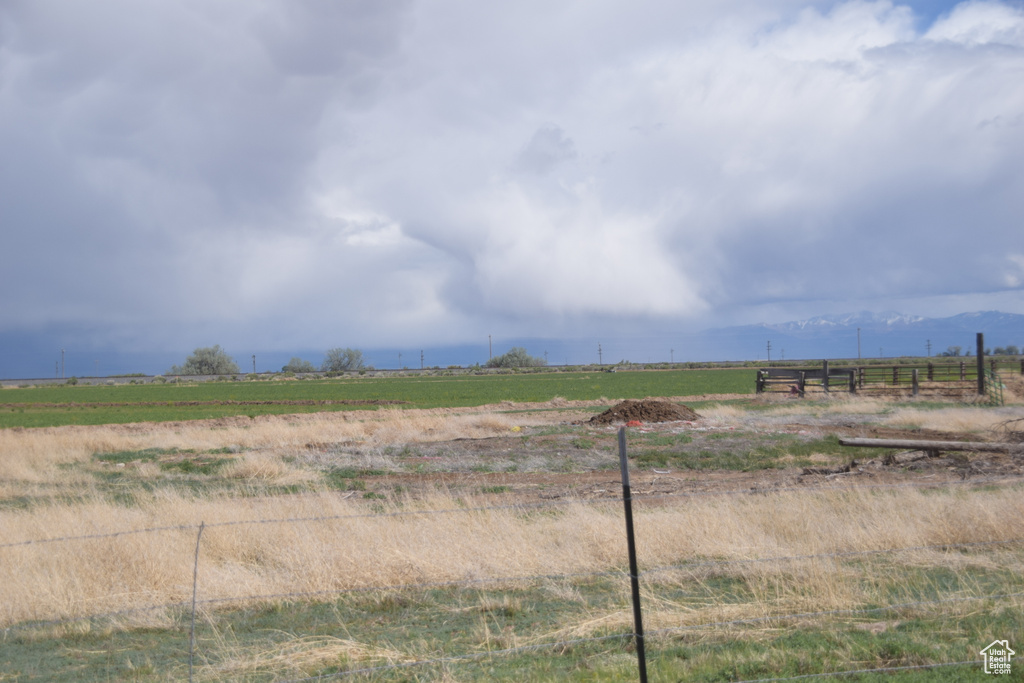 View of yard featuring a view of countryside