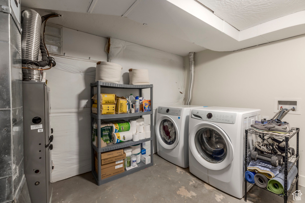 Washroom with separate washer and dryer