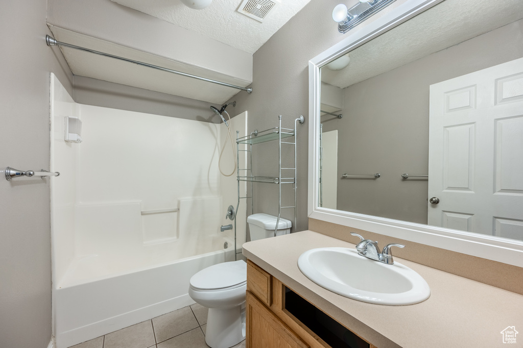 Photo 17 for MLS #2087246 at 3478 E Ridge Route Rd #C1