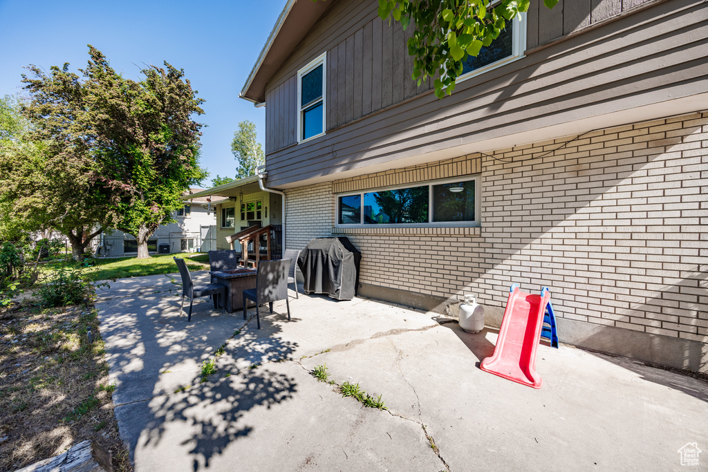 View of patio with grilling area