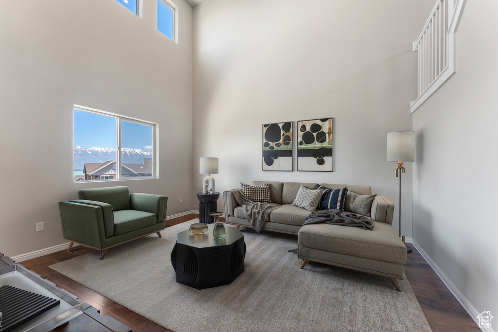2956 S WILLOW CREEK DR Saratoga Springs, UT 84045