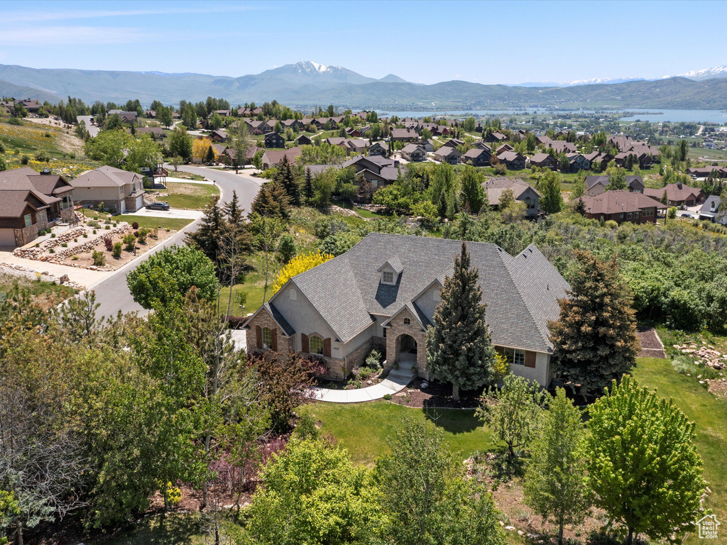 Aerial perspective of suburban area with mountains