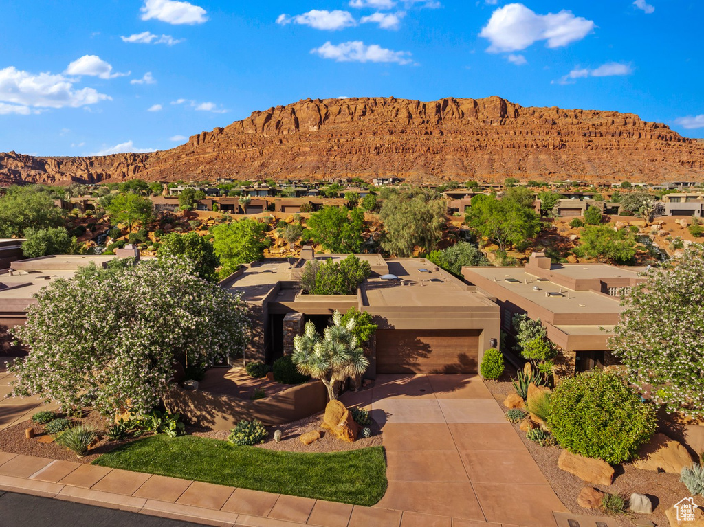 Photo 48 for MLS #2087311 at 2405 W Entrada Trl #76