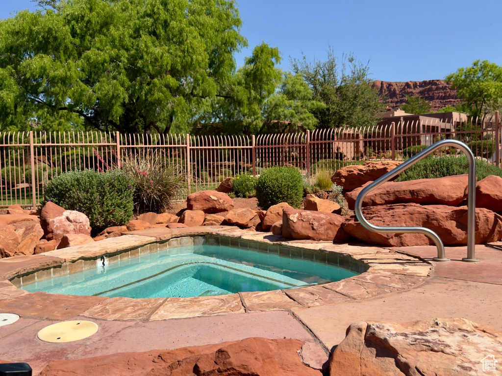 Photo 69 for MLS #2087311 at 2405 W Entrada Trl #76