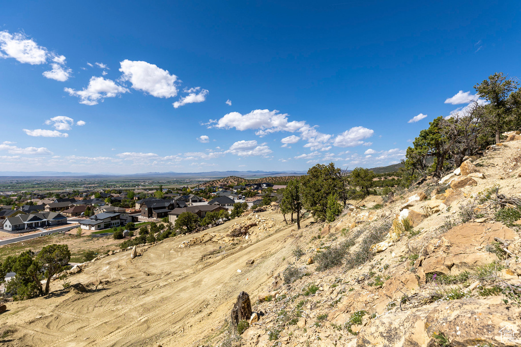 1960 N MAHOGANY CIR Cedar City, UT 84721
