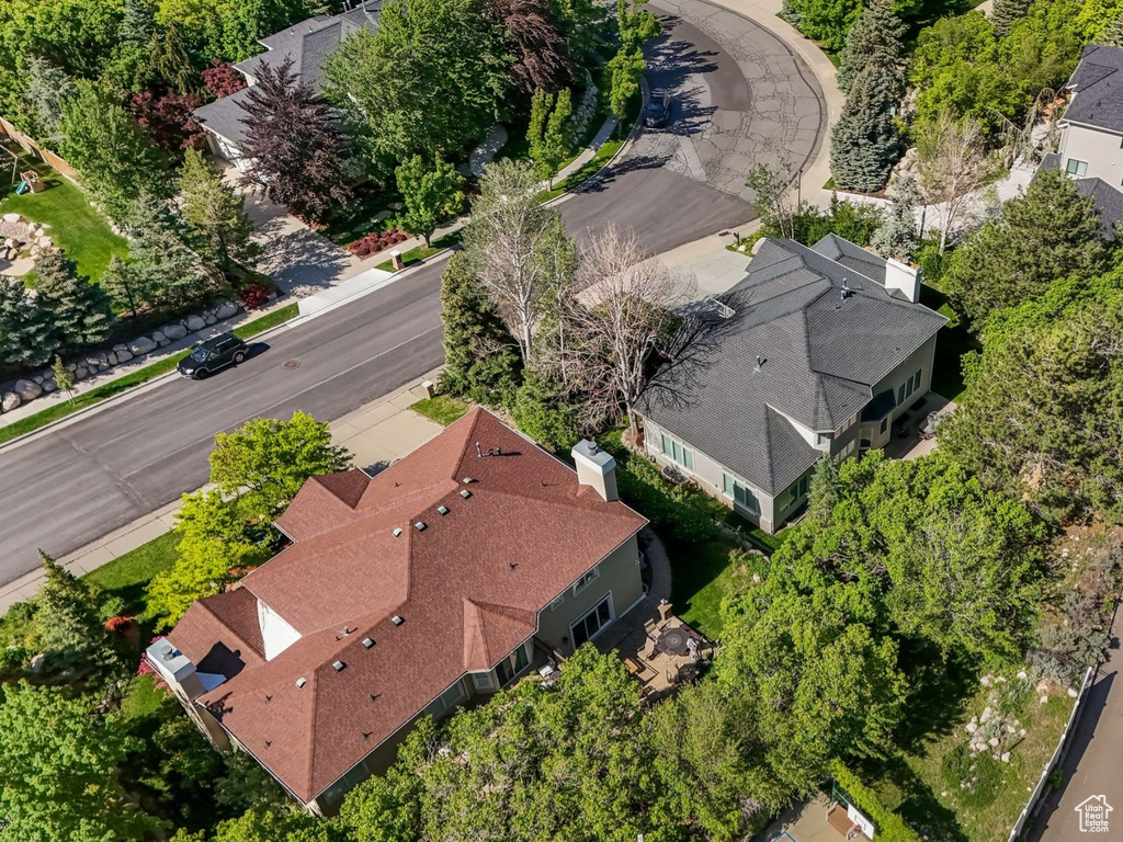 Aerial view of property and surrounding area