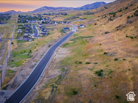 View of property location with mountains