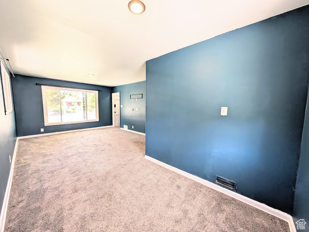 866 AMERICAN BEAUTY DR Salt Lake City, UT 84116