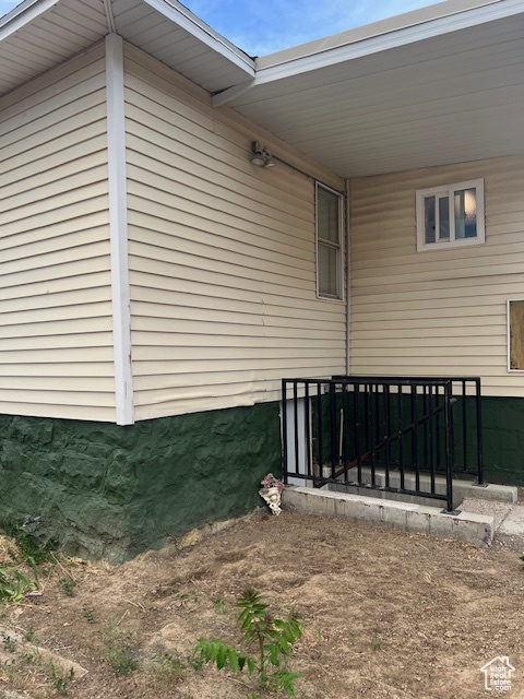 View of home\\\'s exterior