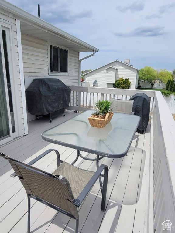Deck featuring grilling area