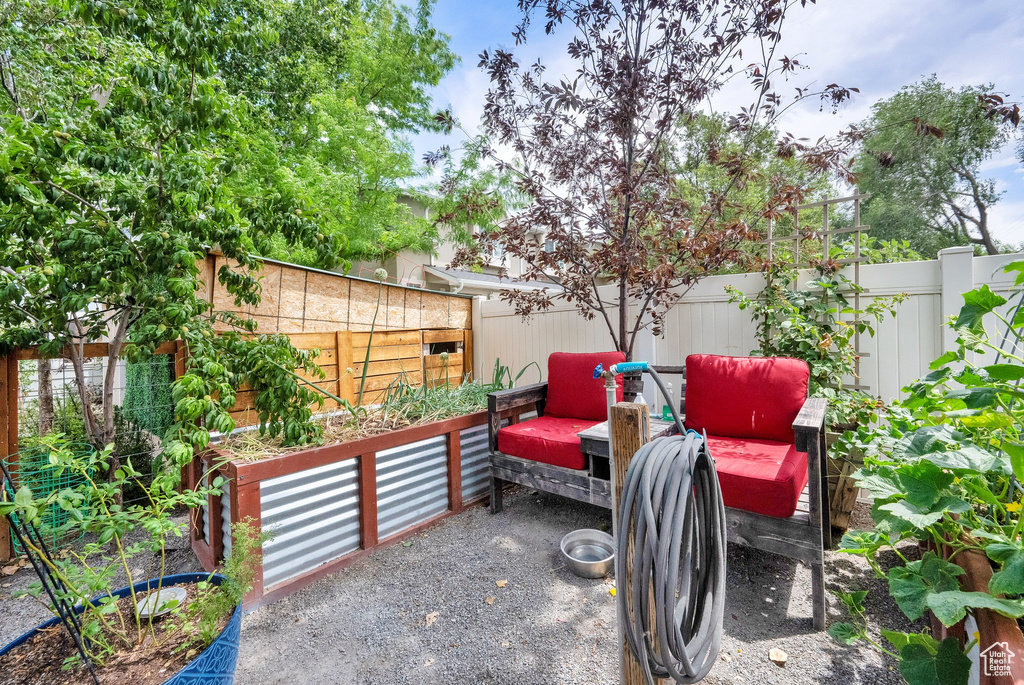 2553 W EVENING DOVE CIR West Valley City, UT 84119