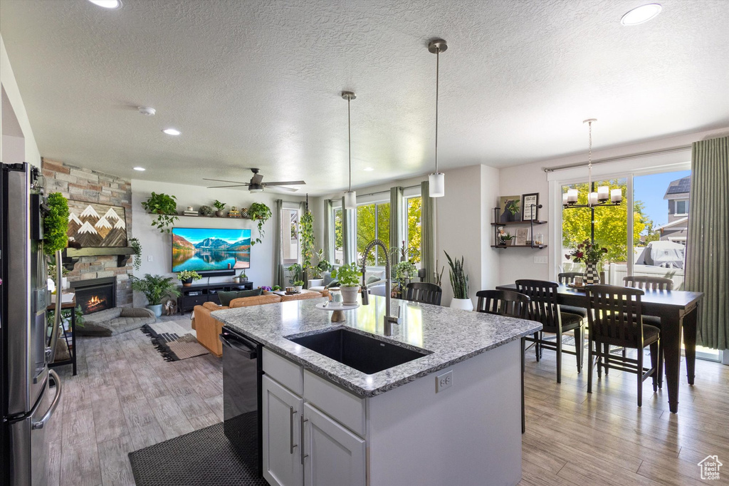 5472 W IRON KING DR Herriman, UT 84096