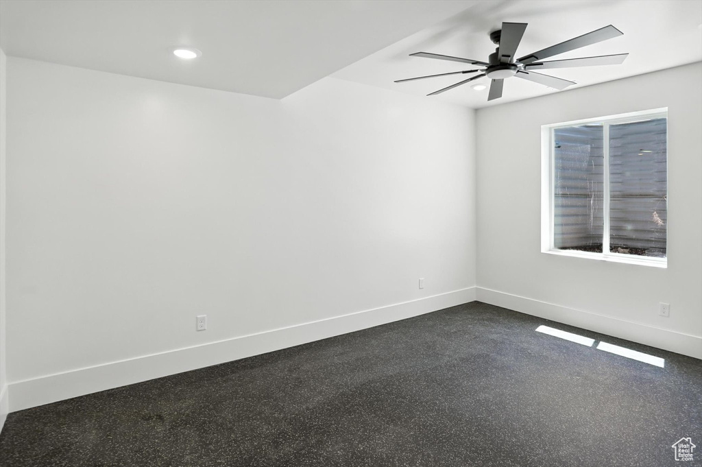 Spare room with ceiling fan and recessed lighting