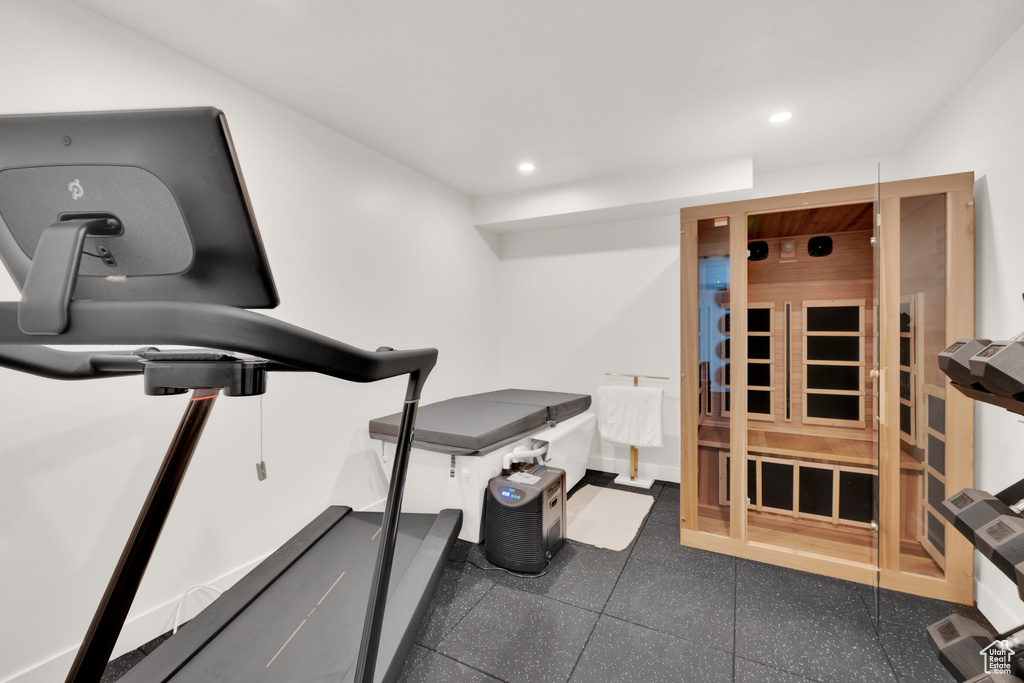 Workout room featuring recessed lighting and a sauna