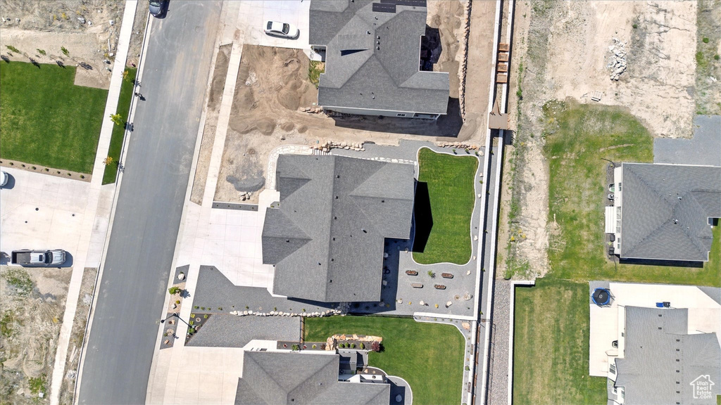 Aerial overview of property\\\\\\\'s location