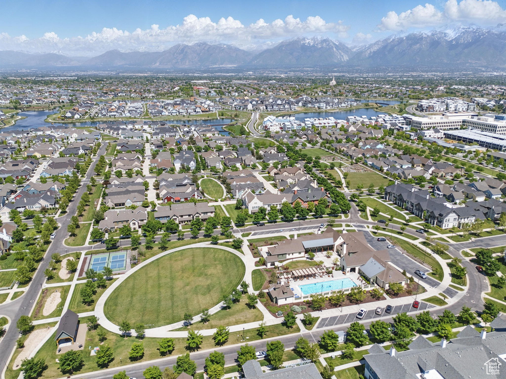 Aerial view of property\\\\\\\\\\\\\\\'s location featuring a water and mountain view and nearby suburban area