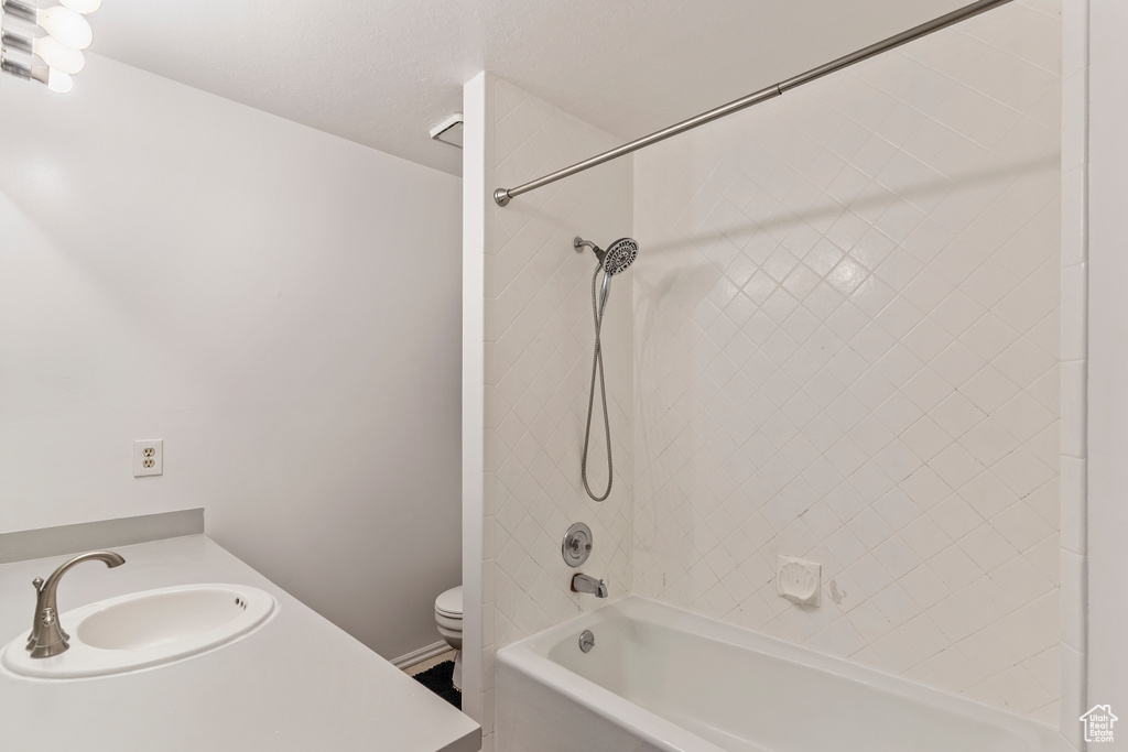 5568 S 2800 W #5B Roy, UT 84067