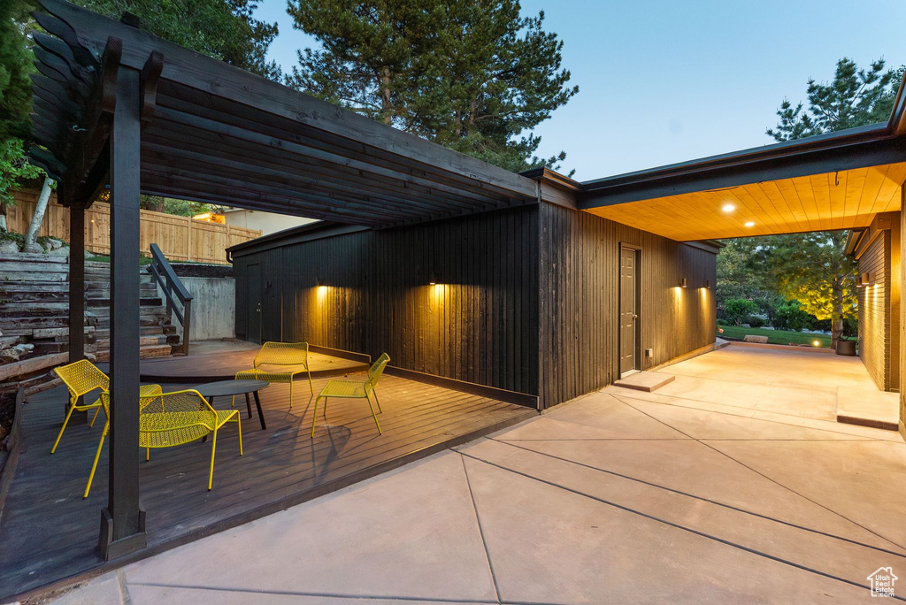 2655 E HIAWATHA CIR Salt Lake City, UT 84108