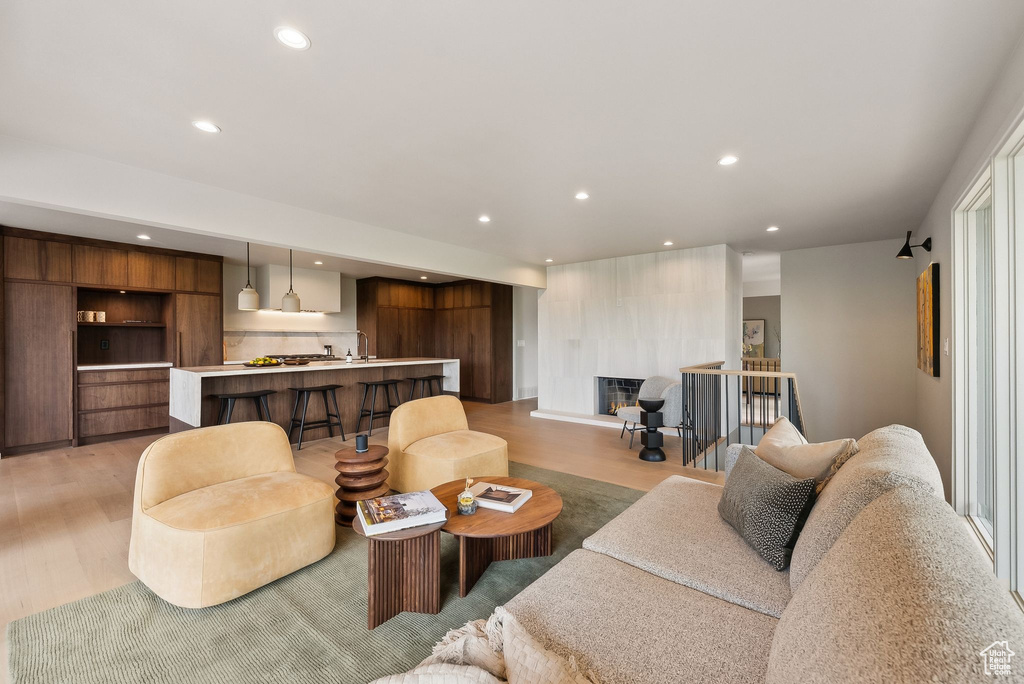 2655 E HIAWATHA CIR Salt Lake City, UT 84108