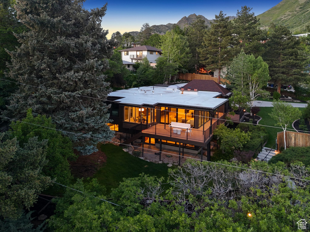 2655 E HIAWATHA CIR Salt Lake City, UT 84108