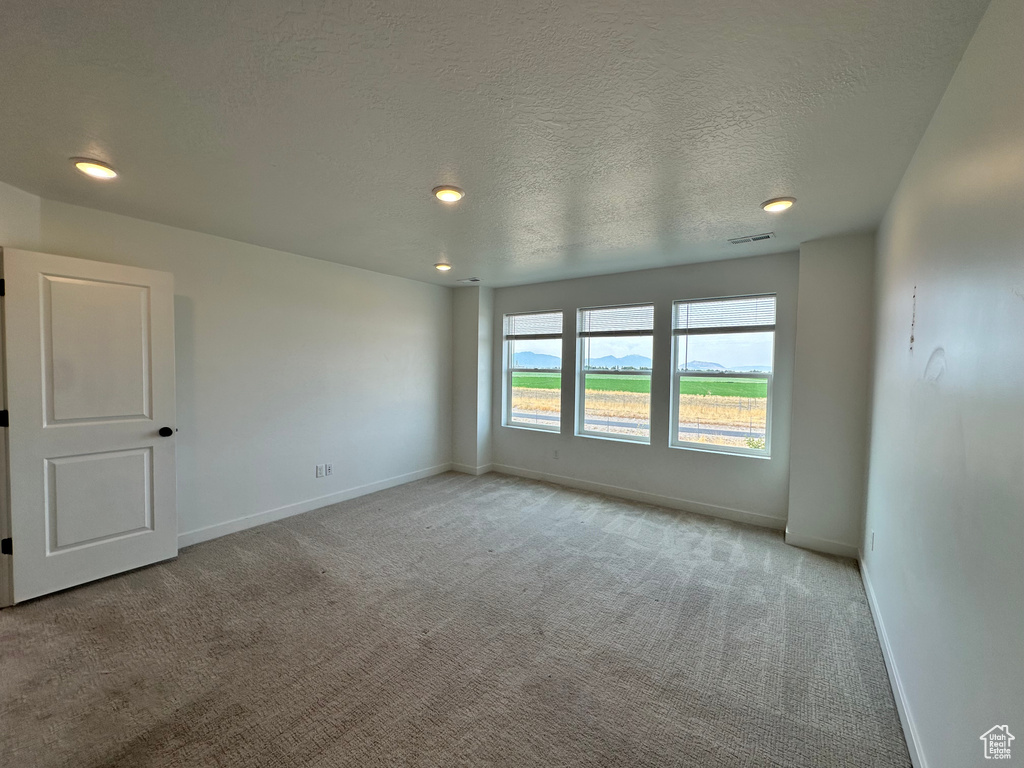 4945 W WILLOWBANK DR Highland, UT 84003