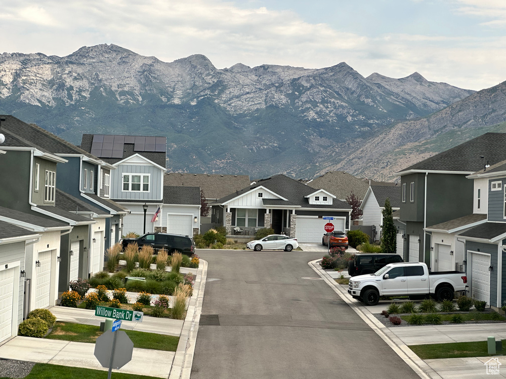 4945 W WILLOWBANK DR Highland, UT 84003