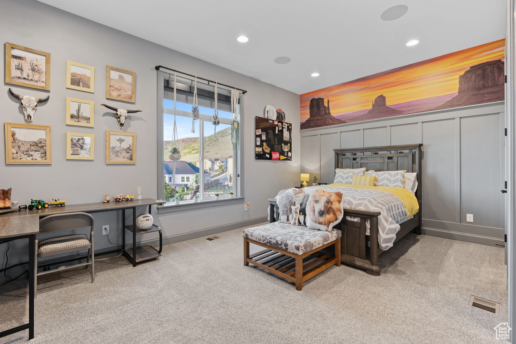 Bedroom featuring carpet flooring, recessed lighting, baseboards, and an office area