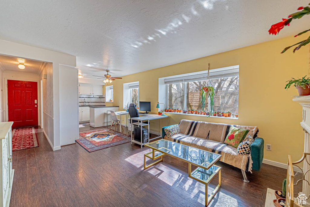 2220 E MURRAY HOLLADAY RD #218 Holladay, UT 84117