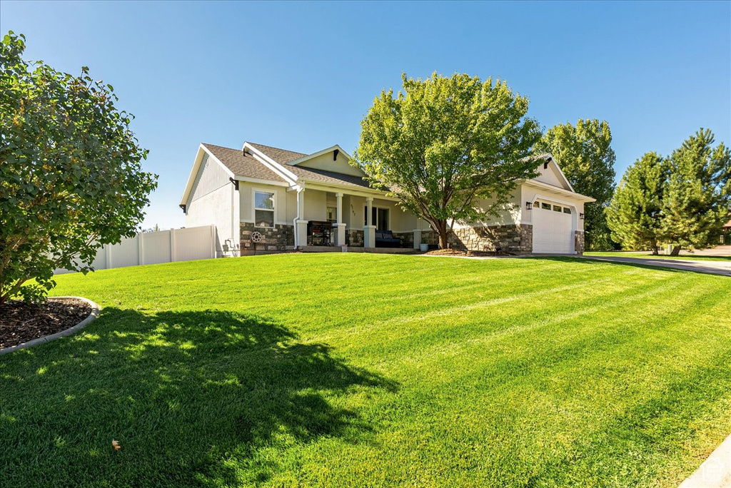 Photo 2 for MLS #2087616 at 5167 N Rodeo Cir #6