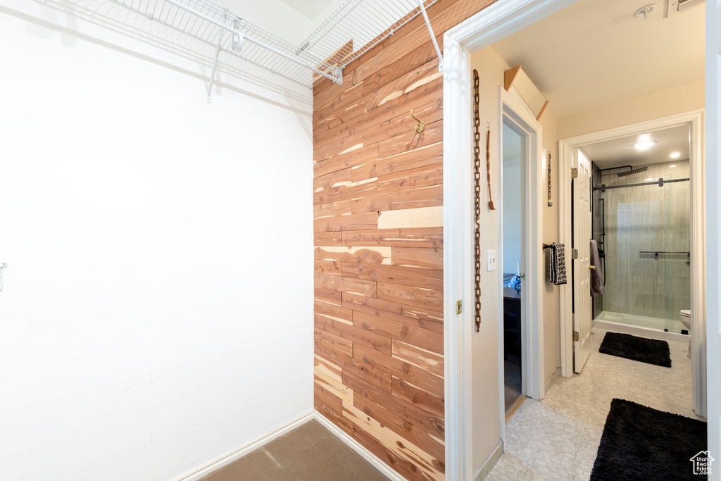 View of walk in closet