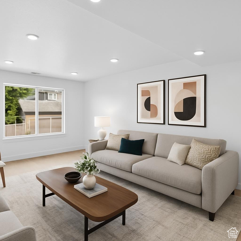 Photo 12 for MLS #2087697 at 1615 N Angel St #B