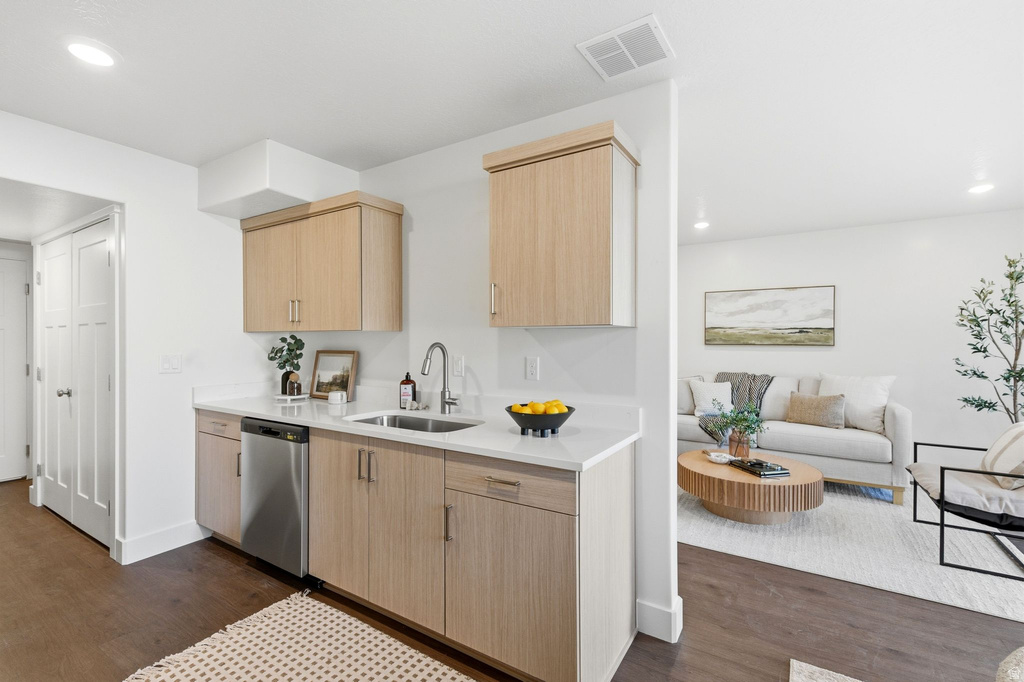 1615 N ANGEL ST #D Layton, UT 84041