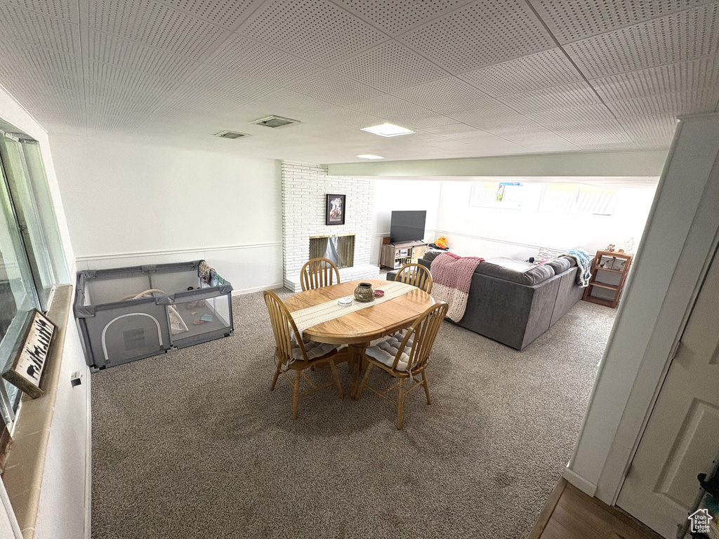 Dining room with carpet