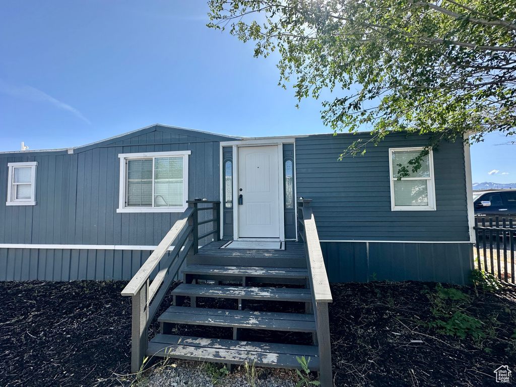 View of manufactured / mobile home