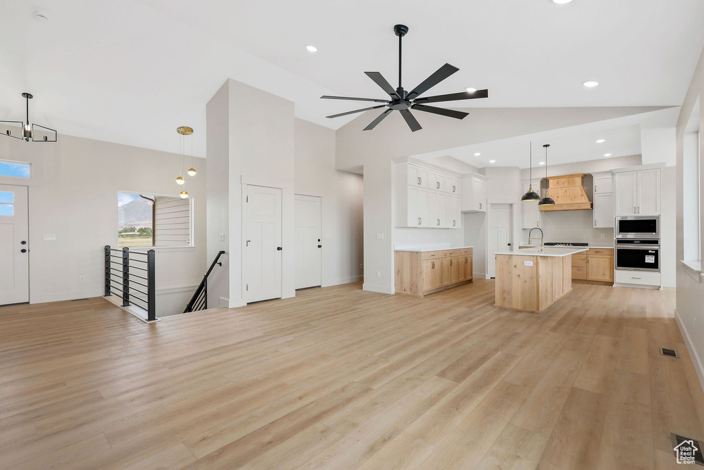 2409 W 3000 N Farr West, UT 84404