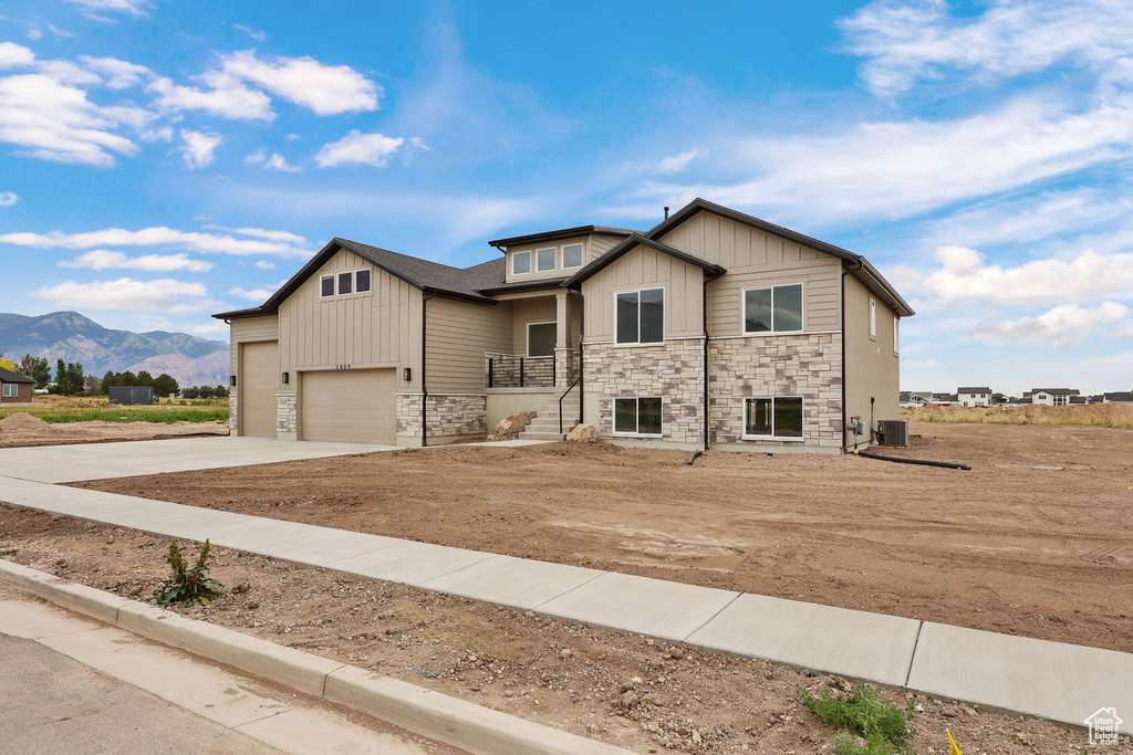 2409 W 3000 N Farr West, UT 84404