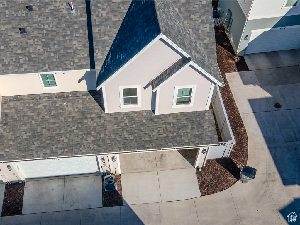 Aerial view of property and surrounding area